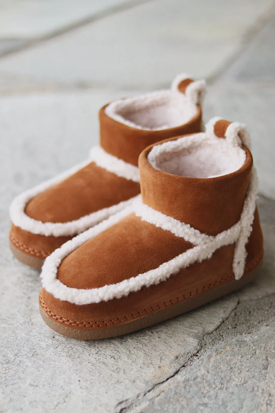 CLASSIC SHEARLING LOW