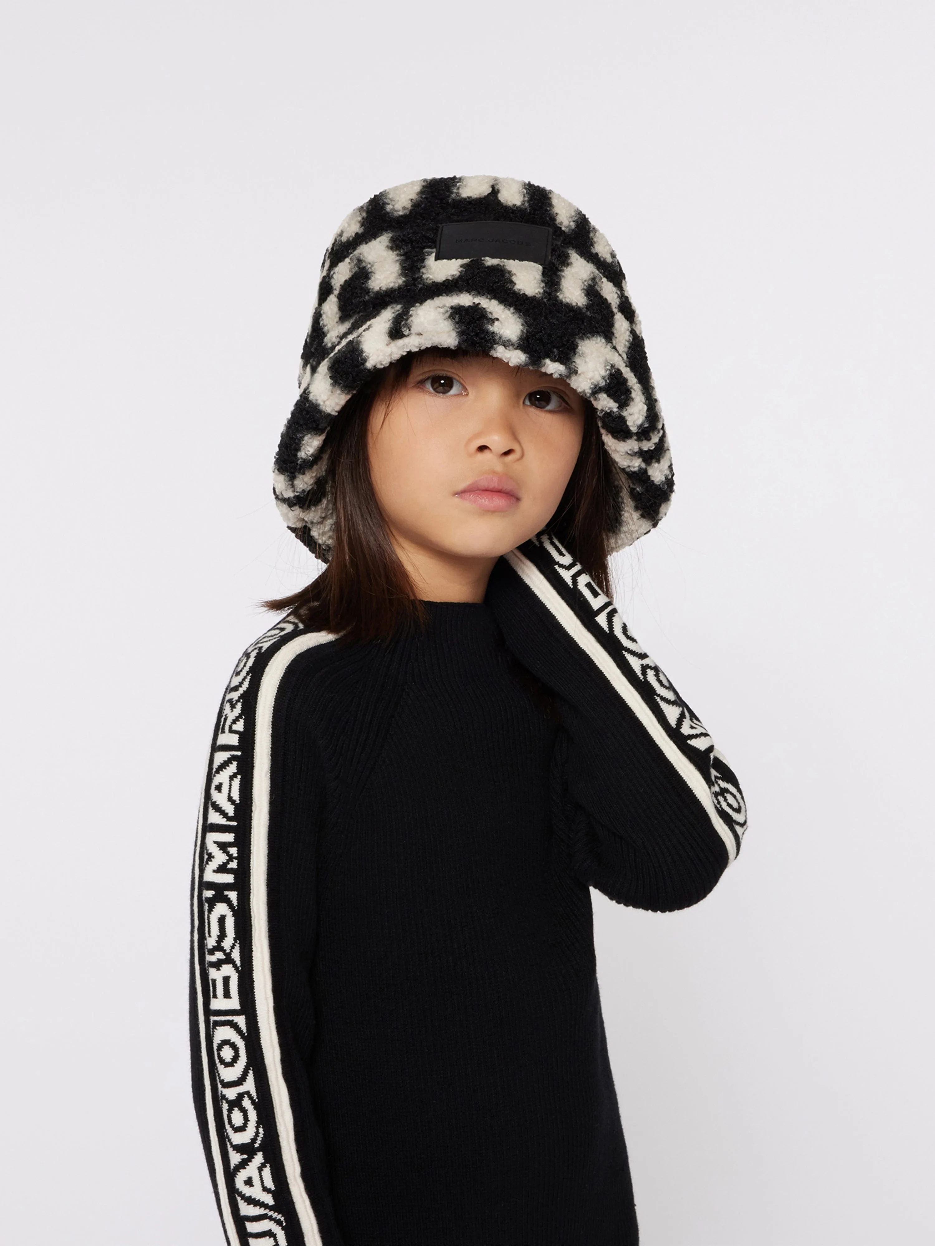 MARC JACOBS Kids Faux Shearling Bucket Hat in Black