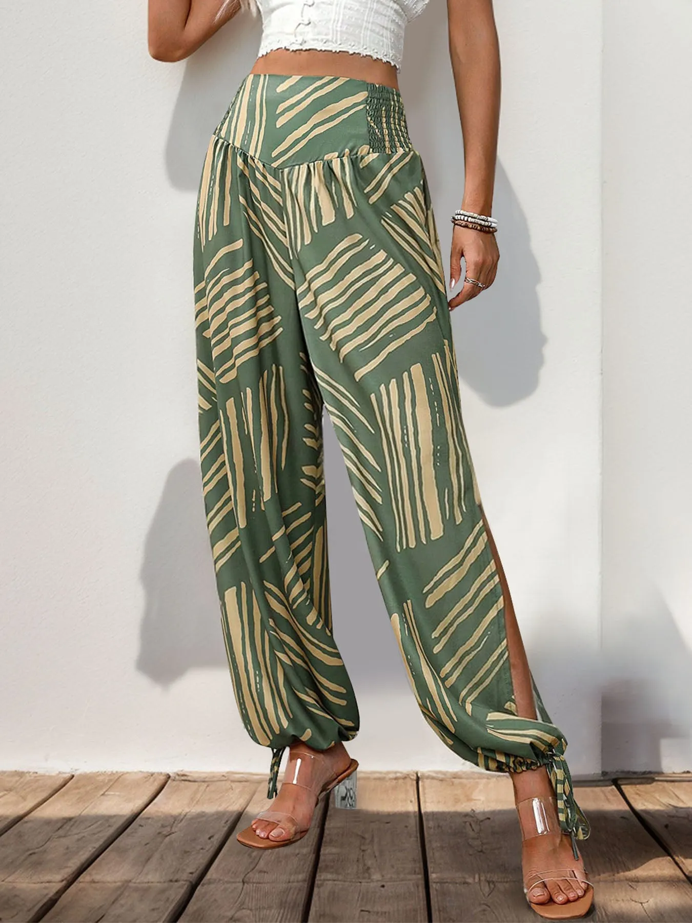 "Resort in Time"Printed High Waist Pants