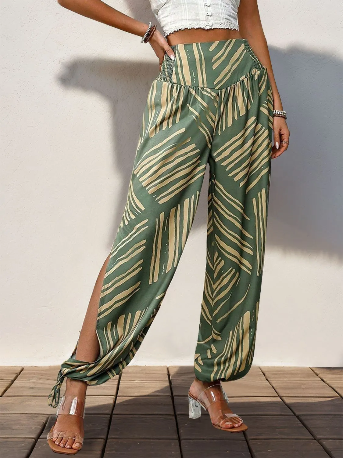 "Resort in Time"Printed High Waist Pants